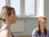Όσο μεγαλύτερη ήταν η στέρηση στην παιδική ηλικία, τόσο μεγαλύτερη ήταν η βελτίωση… Το Μπράουν επιβεβαιώνει την ευεργετική επίδραση προγράμματος ενσυνειδητότητας στην κατάθλιψη