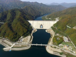La Presa de la Paz de Hwacheon renacerá como un espacio de bienestar para estancias